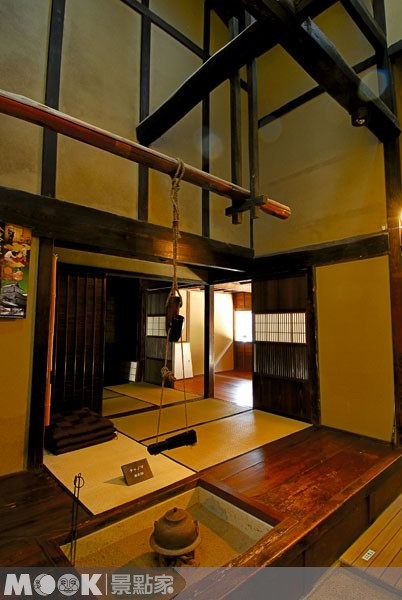 東茶屋街休憩館重現江戶時代的內部裝潢。