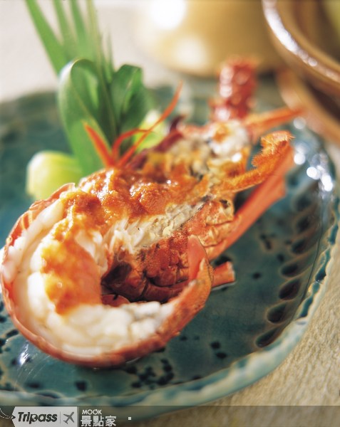 留園以上海口味來料理頂級海鮮。