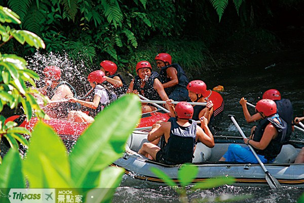 初次造訪峇里島的人，都會體驗當地的泛舟行程。