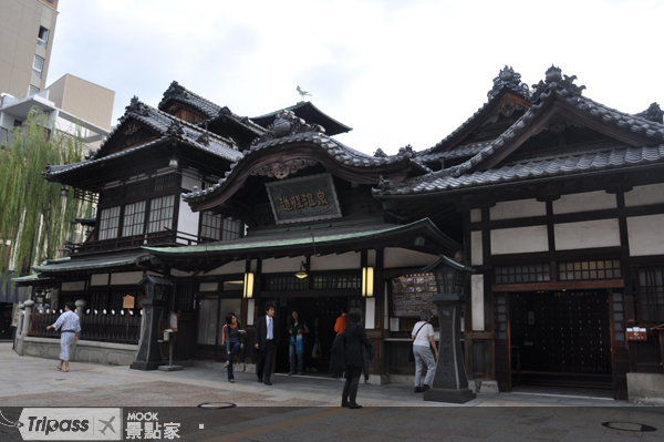 道後溫泉本館是宮崎駿動畫片《神隱少女》的油屋故事背景