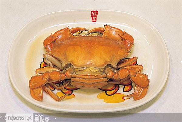 狀元紅蒸黃油蟹是鴻星海鮮酒家的招牌菜之一。