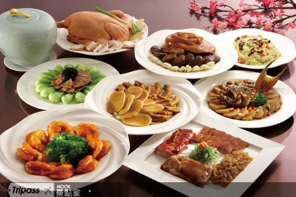 香宮年菜套餐，有八道豐富大菜。（圖片提供／遠東飯店）
