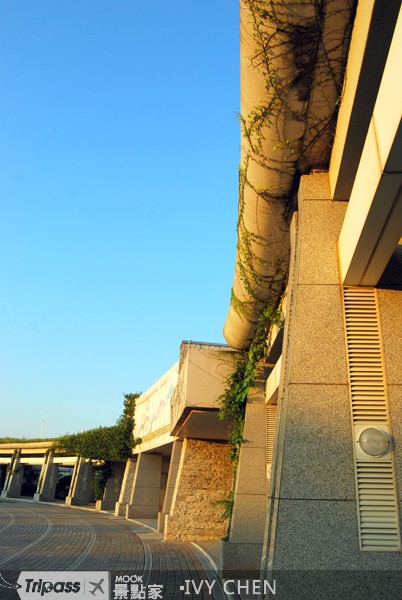 點擊看【台中都會公園】景點介紹