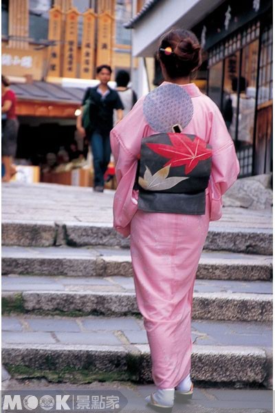 點擊看【和服美人變身處「染匠きたむら」】景點介紹