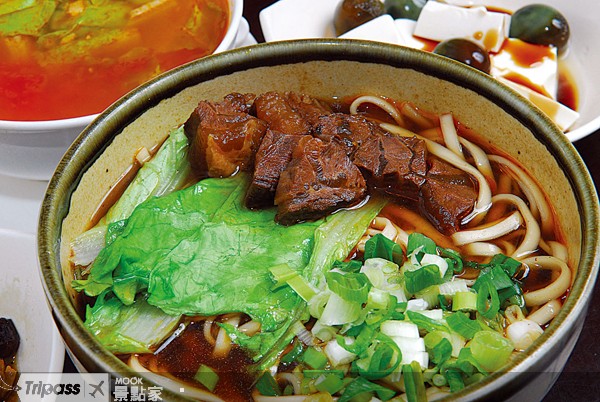 牛肉麵是台北市代表美食之一。