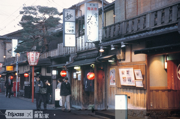 花見小路是日本花街代表