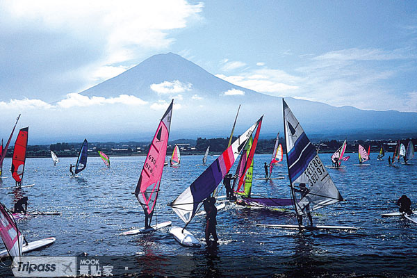 富士山是日本人心目中的聖山
