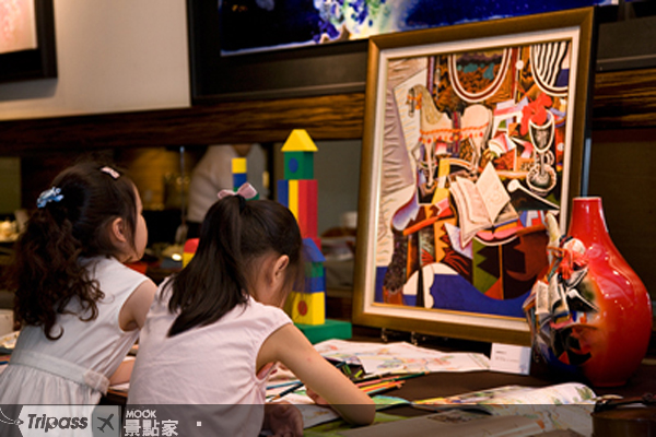 帶小朋友來體驗當畫家的樂趣。圖片提供/臺北市立美術館