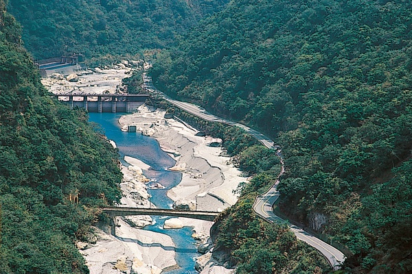 砂卡礑步道