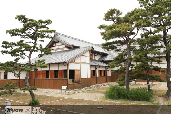 佐賀城規模雖然沒有像其他名城來的範圍寬廣，但已是日本國內最大規模的木造建築復原物。