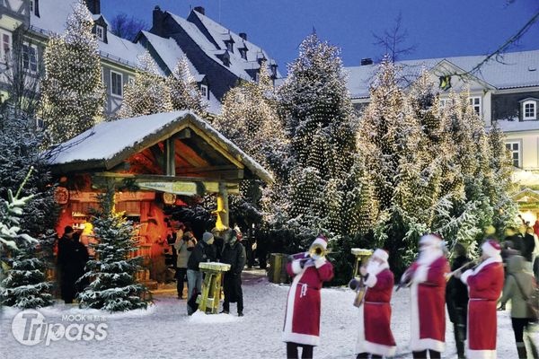 即日起德國各地已展開歡樂的聖誕市集活動。（圖片提供／GNTB／Goslar Marketing GmbH）