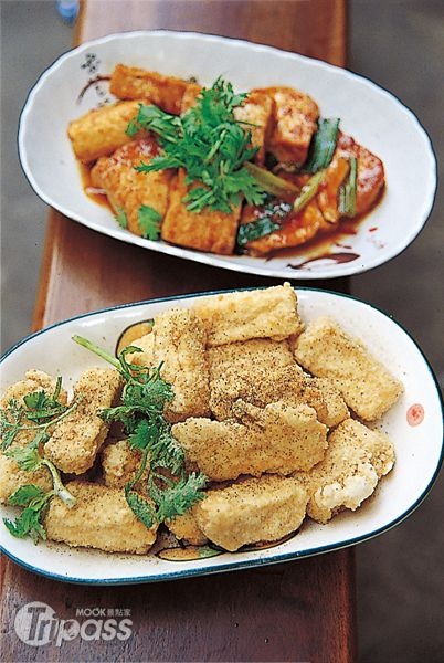 在知名的清安豆腐街，可以吃到客家和原住民的不同烹調口味。（圖片提供／墨刻編輯部）