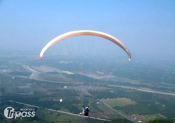 賽嘉航空公園空域條件佳，世界杯飛行傘台灣站會前賽特別選在此地舉辦（圖片提供／中華民國航空運動協會）