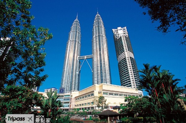 馬來西亞首都吉隆坡為Home Stay首推地區之一，吉隆坡不僅為該國經貿重鎮，雙子星塔更為國際知名地標，來訪遊客千萬不可錯過。（圖片提供／墨刻編輯部）