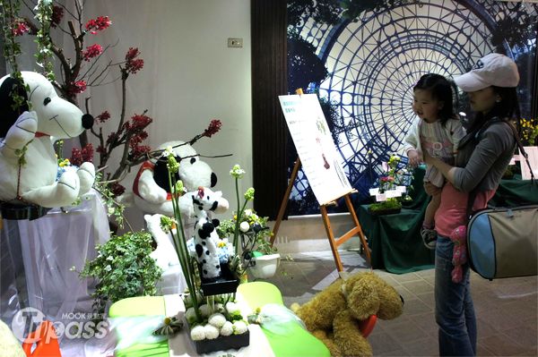 科博館的花藝設計特展，透過靜態性的藝術創作，啟發小朋友們的美術細胞。（圖片提供／國立自然科學博物館）