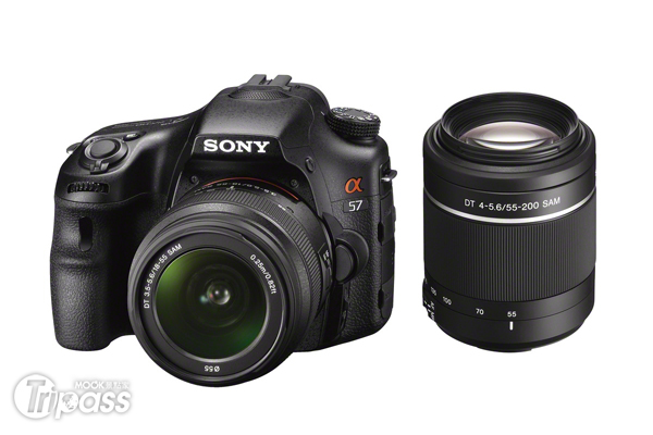 Sony A57採用類似中階A65的機身設計更具專業姿態。（圖片提供／Sony）