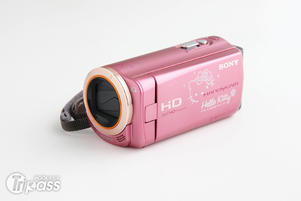 Sony Handycam CX260V 5月3日正式上市，建議售價$22900。（圖片提供／Sony）