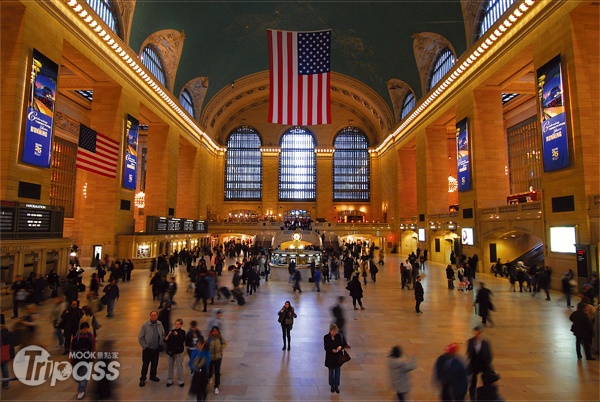全球最忙碌的火車站，現為美國國家歷史建築，並持續擔任運輸中樞的角色。（圖片提供／墨刻編輯部）