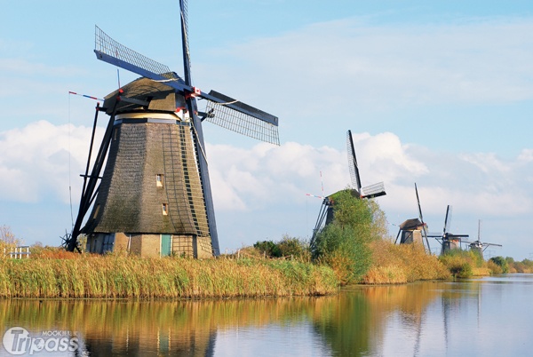 到了荷蘭若沒看到風車，那可真是白走了一遭。（圖片提供／墨刻編輯部）
