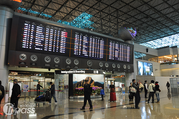 現在出國用智慧型手機可完成訂購旅館、機票以及登機手續，非常便利。（攝影／MOOK景點家旅遊生活網李欣怡）