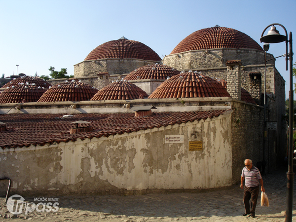 番紅花城的土耳其浴建築外觀。（圖片提供／Zoe Lee）