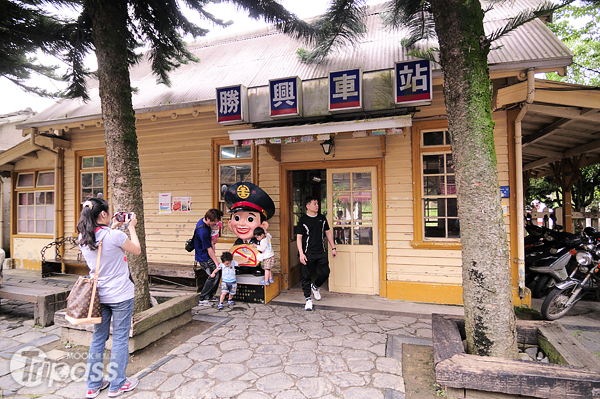 參加全國古蹟日導覽活動，認識苗栗古蹟及文化資產。（攝影／MOOK景點家旅遊生活網陳冠鑫）