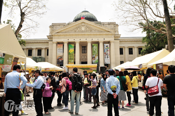 清代台北府天后宮舊址就在台灣博物館前廣場，每年台北都舉行恭迎金面媽祖回台北舊址活動，今年將於10月6日舉行。（圖片提供／台灣博物館）