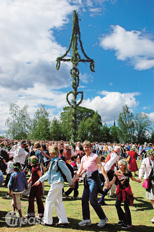 慶祝夏季來臨，瑞典人在仲夏當天會舉行大大小小的慶典。（圖片提供／墨刻編輯部）
