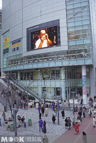 新宿是東京購物的首站朝聖地。（圖片提供／墨刻編輯部）