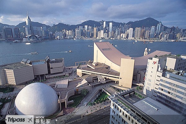 香港的美食與購物，每年吸引眾多國人前往旅遊。（圖片提供／墨刻編輯部）