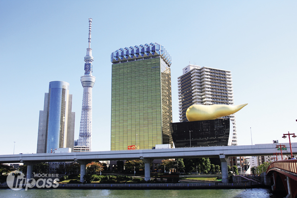 東京晴空塔已於2012年5月22日啟用，完工後成為全世界最高的自立式電波塔，及環太平洋最高的人工結構物。（圖片提供／墨刻編輯部）