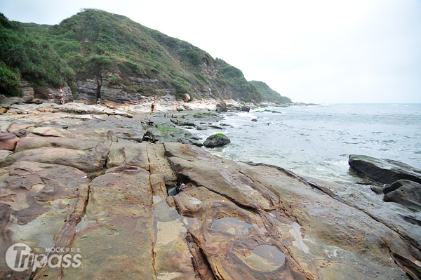 由於冬季風浪大、水位高，想要前往神秘海岸的遊客務必向北觀處申請。（攝影／MOOK景點家旅遊生活網陳冠鑫）