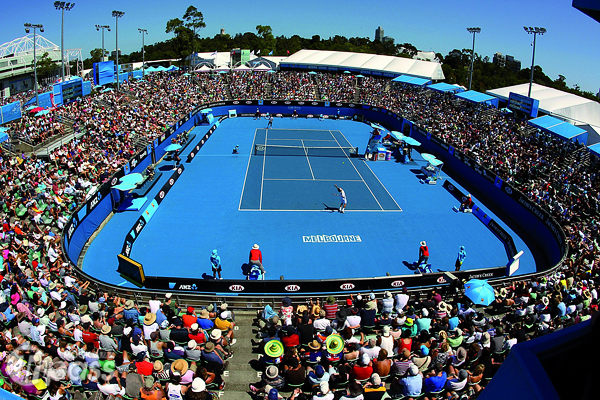 每年的澳洲網球公開賽，吸引全球好手以及球迷前往墨爾本參與南半球體育盛事。（圖片提供／澳洲維多利亞州旅遊局）