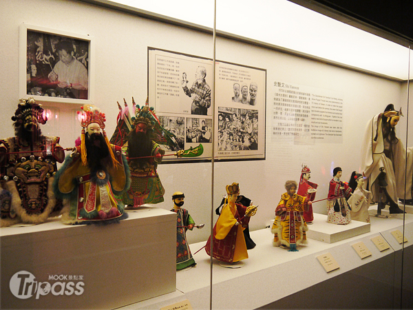 在首波工藝傳家系列特展中，將展出皮影戲偶、布袋戲偶、石雕、彩繪、燈籠、刺繡、糊紙、木雕、錫藝等9種傳統工藝。（圖片提供／國立傳統藝術中心）