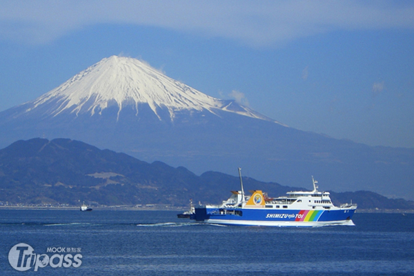 富士山即將成為世界文化遺產的新同學，對此興奮不已的網友們，趕快幫自己安排富士山之旅吧！（圖片提供／墨刻編輯部）