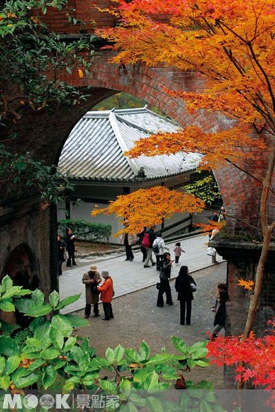 京都的南禪寺在日前的颱風中受到土石侵襲，所幸未對古蹟建物造成傷害。（圖片提供／墨刻編輯部）