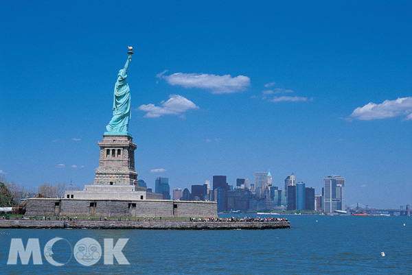 位於自由島上的自由女神像多年來已成為美國自由的象徵，它是法國送給美國的百年建國禮物（圖片提供／墨刻編輯部）