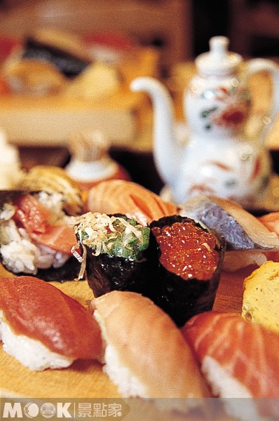 在深夜想吃握壽司，只要來つきじ喜代村就能大飽口福。（圖片提供／TRAVELER Luxe旅人誌）