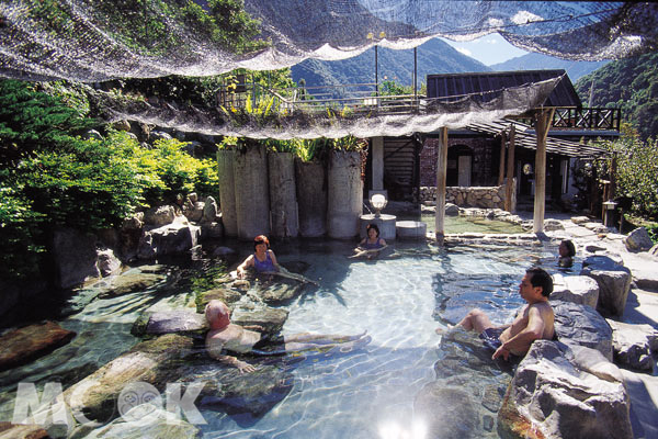 南投東埔溫泉鄰近玉山國家公園，周邊景色優美。（圖片提供／墨刻編輯部）