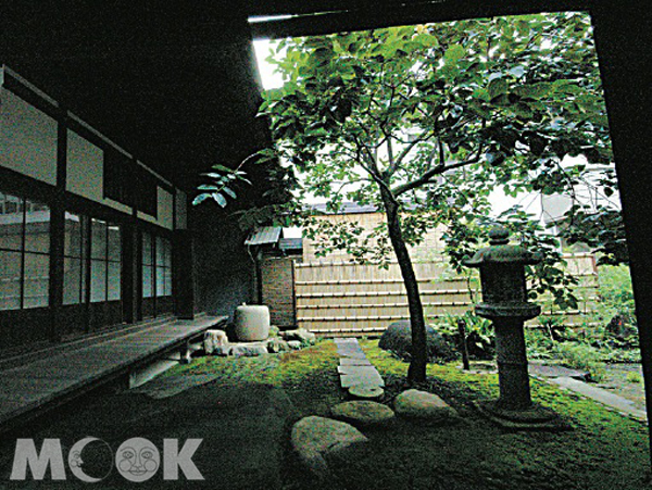 三菱集團創始人的舊岩崎邸庭園。（圖片提供／TRAVELER Luxe旅人誌）