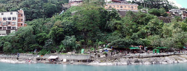 清爽的烏來溫泉區景致。（圖片提供／新北市政府觀光旅遊局）