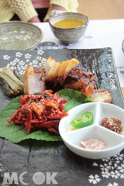 金海韓屋體驗館的韓式藥膳套餐，使用一百多種食材料理出多達15道以上的菜色。（攝影／TRAVELER Luxe旅人誌柯玟）