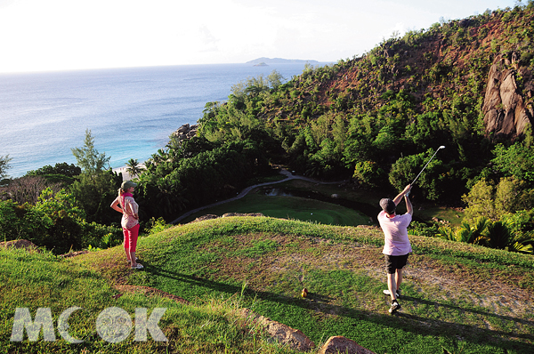 利莫里亞度假村高爾夫球場最知名的第15洞。（圖片提供／TRAVELER Luxe旅人誌）