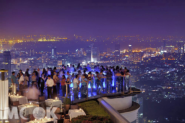 蓮花塔樓俱樂部飯店的迷人夜景。（圖片提供／Hotels.com）