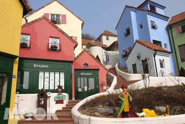 來自星星的你知名場景地「小法國村」成為現在韓國最熱門的景點之一。(圖片／墨刻編輯部)