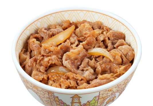 日本的平價國民美食SUKIYA登台開賣。（圖片來源／すき家）
