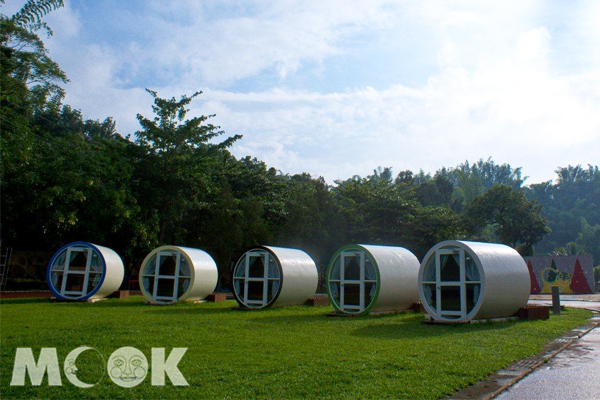 台南市觀光局將建置五個水管旅宿於岡林國小分校內提供遊客住宿。(圖片提供／台南市觀光局）