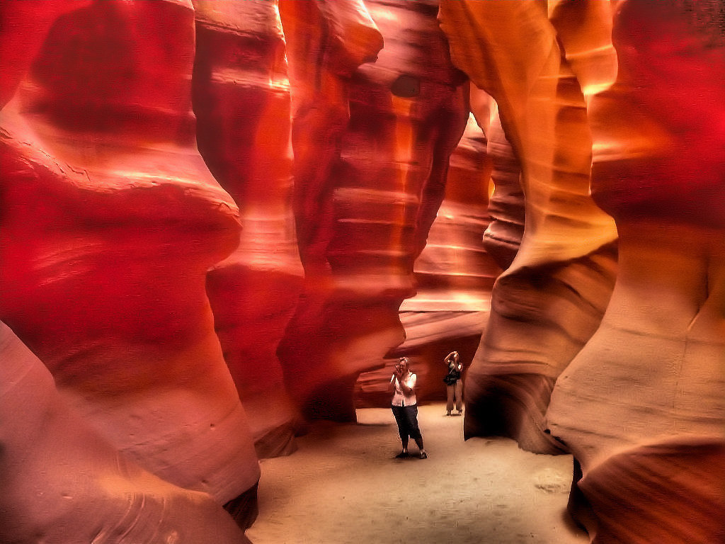 進入羚羊峽谷，感受大自然的變化萬千。(圖片來源／placesfortour)