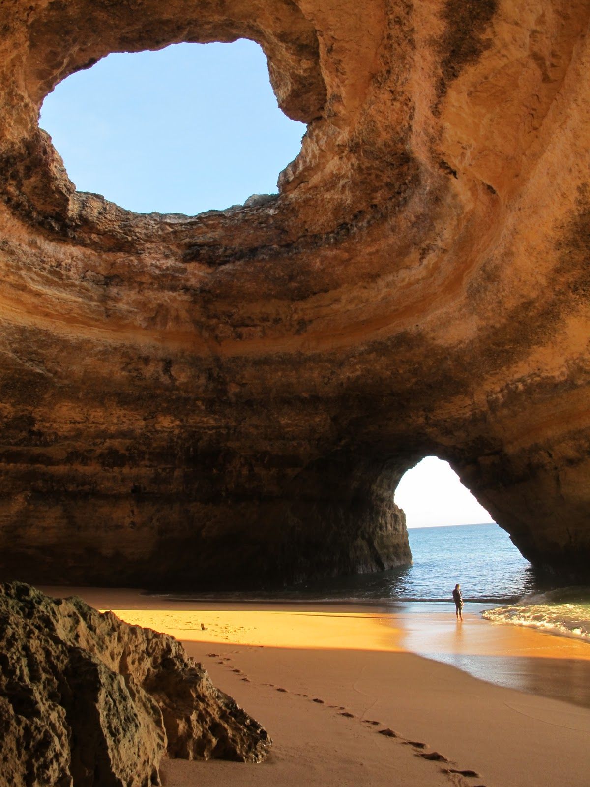 越南韓松洞是世界最大洞穴，內部景色宛如世外桃源。(圖片來源／boomsbeat）
