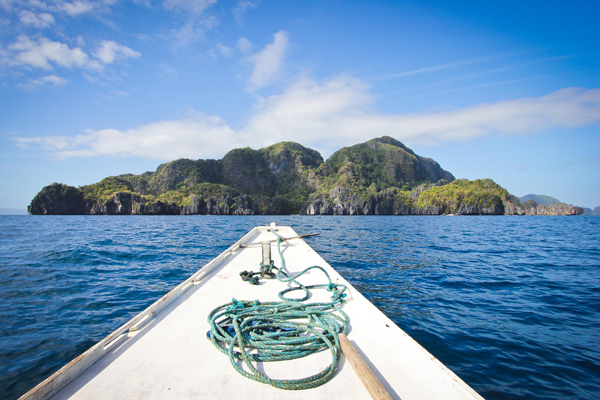 菲律賓巴拉望打敗其他29競爭島嶼奪得2014年最棒海島殊榮。(圖片來源／daxvictorinofilms）